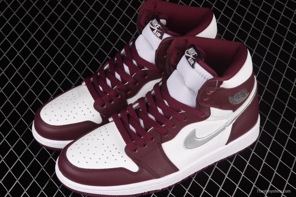 Air Jordan 1 Retro High OG Bordeaux Bordeaux burgundy high top basketball shoes 555088-611