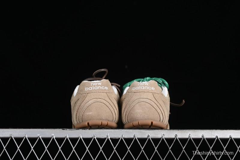 Miu Miu x New Balance 530 Low-Top Retro Running Sneakers with Dual Lace Design - G.D4