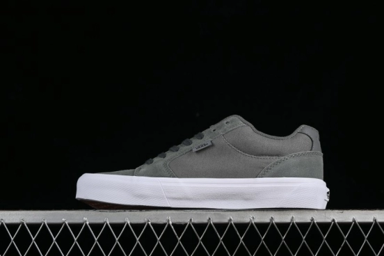 Vans Chukka Push Low-Top Skate Shoes with Slip-Resistant Sole - VN0008ZA56CR