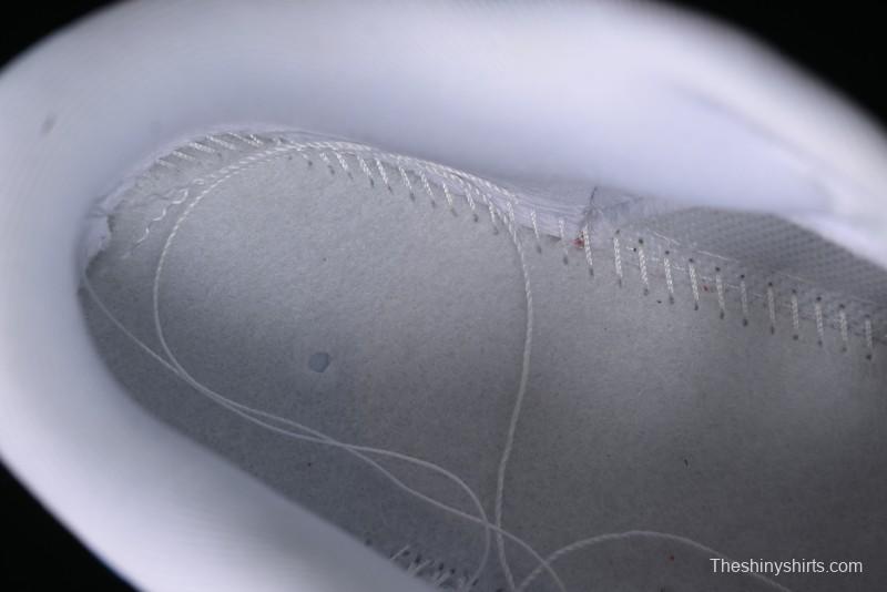 Nike Dunk Low SB Silver Surfer Skateboarding Shoes with Metallic Silver Upper - HF0391-001