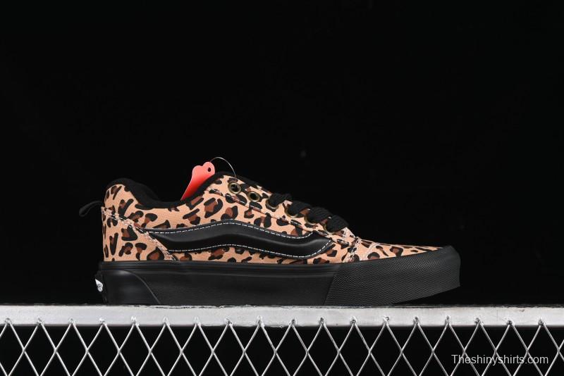 Vans Classics Knu Skool Retro Sneakers with Enlarged Toe and Thickened Trim - VN000CSQW3ZT188