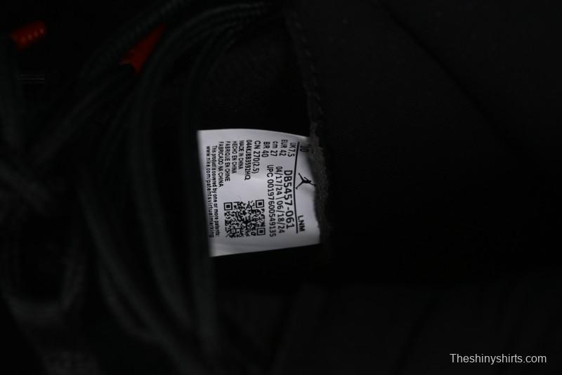 Nike Air Jordan 11 Retro "Bred Velvet" Basketball Shoes with Velvet Overlay - DB5457-061