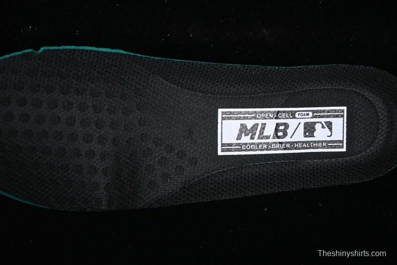 NY Yankees Black Leather Sneakers with Bold Pink Logo