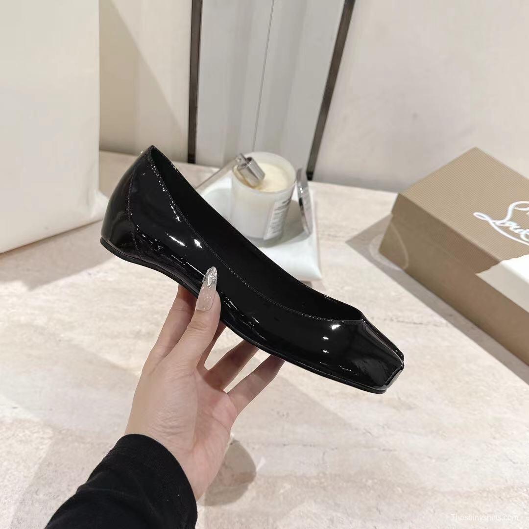 2025 Women MM6 Black Patent Leather Tabi Ballet Flats KFY00280