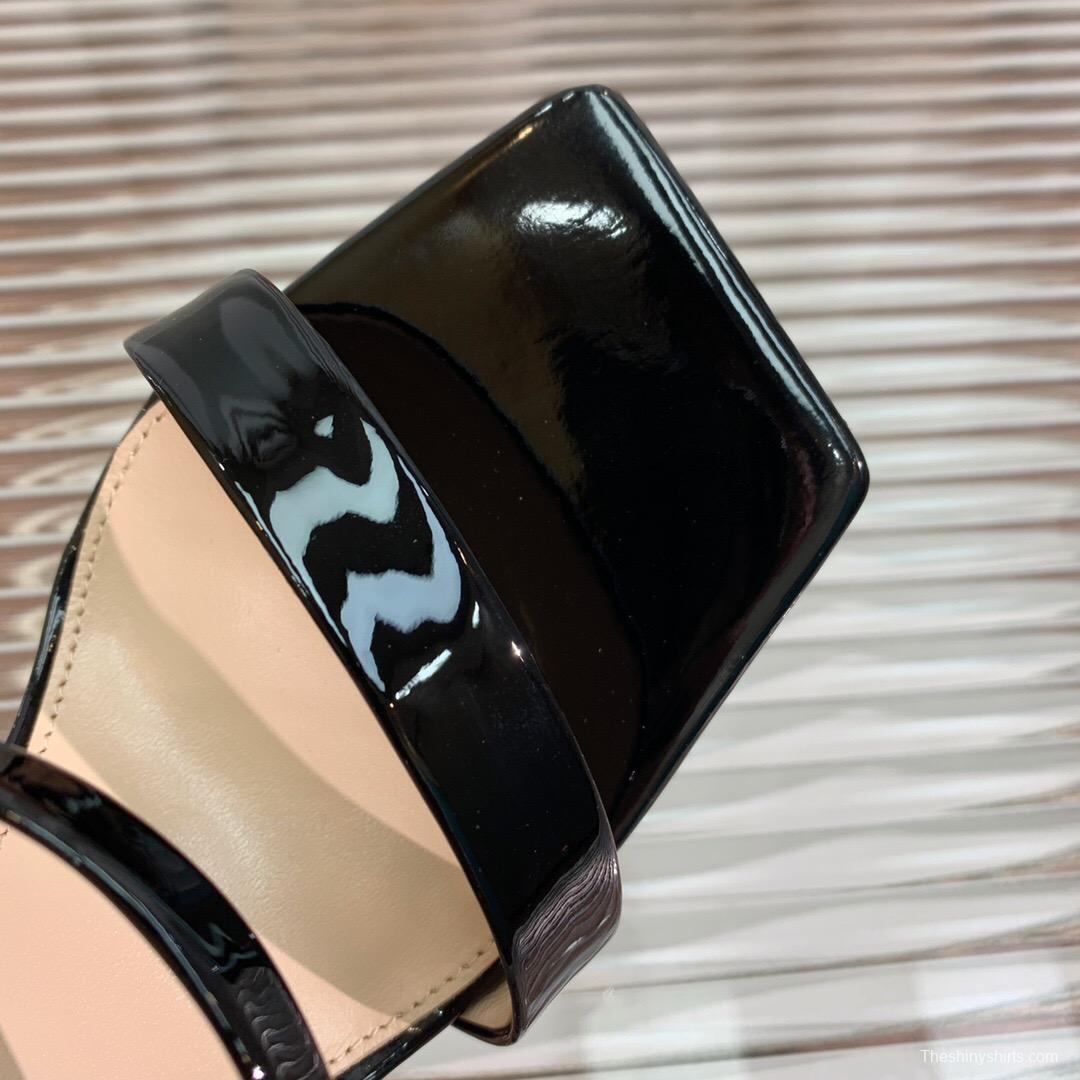 2025 Women Gianvito Rossi Black Patent Leather Strappy High Heel Sandals