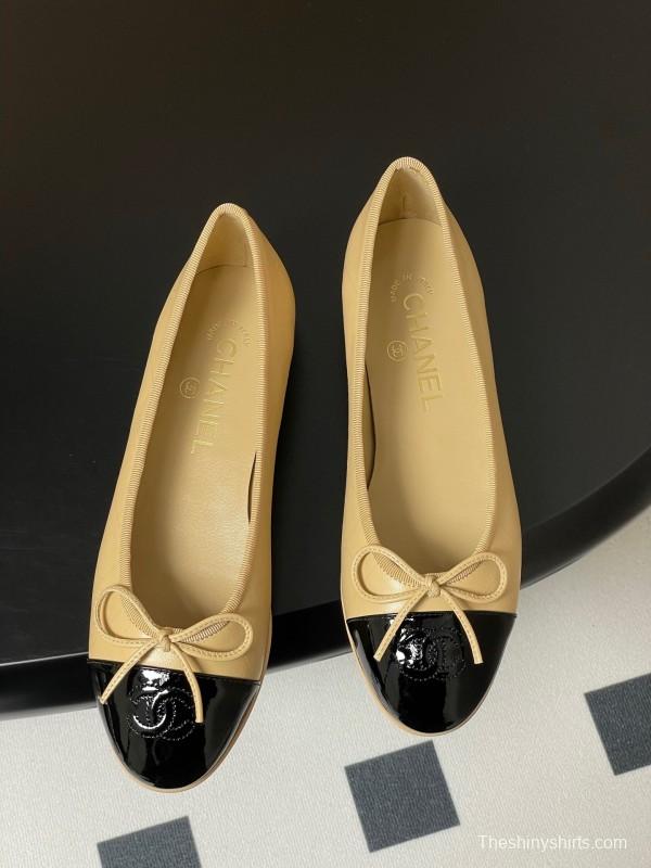 2025 Women Chanel Beige Black Leather Ballet Flat Bow