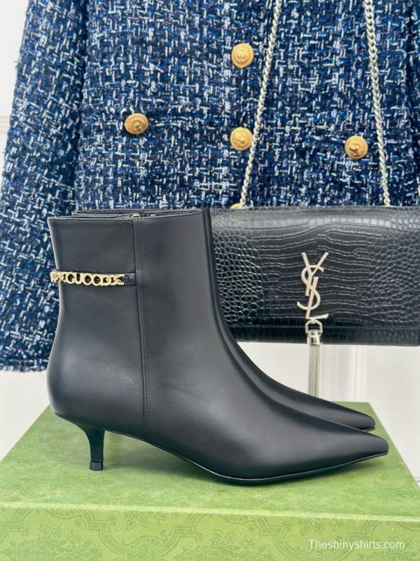 2024 Women Gucci Black Leather Ankle Boots Chain Detail MJ00410