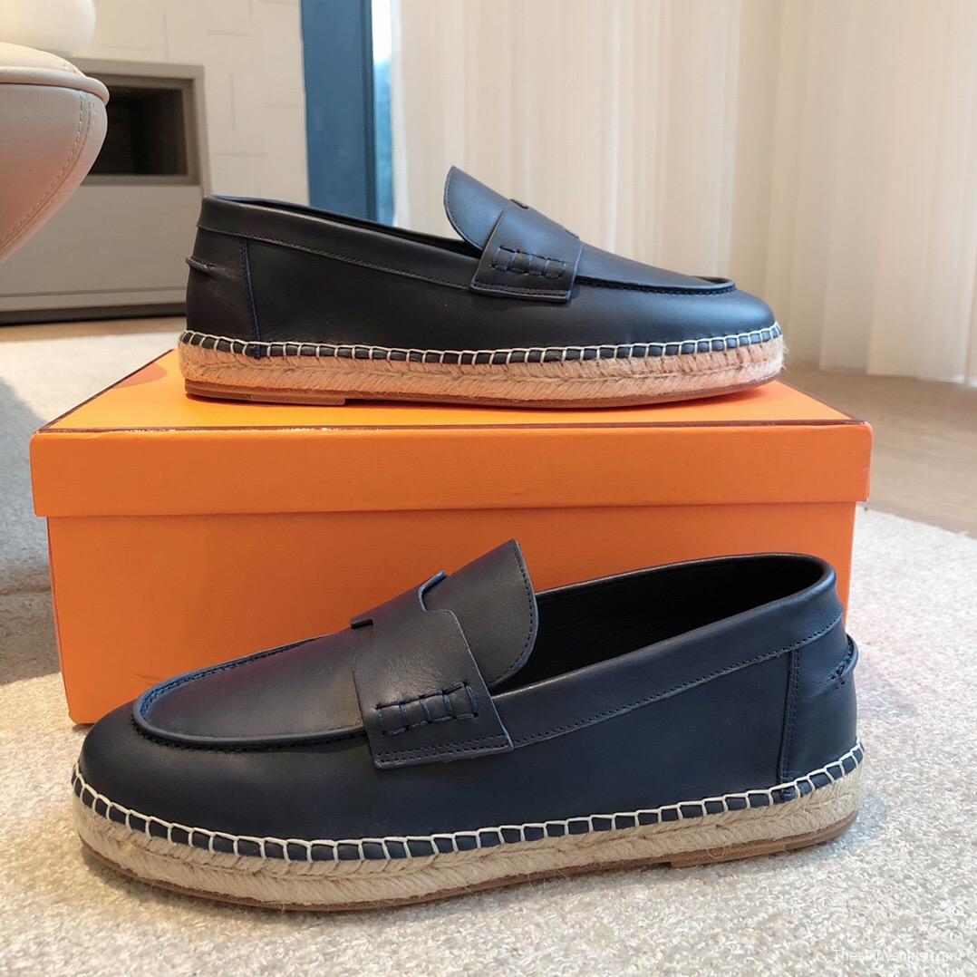 2025 Unisex Hermes Black Calfskin Loafers AS00380