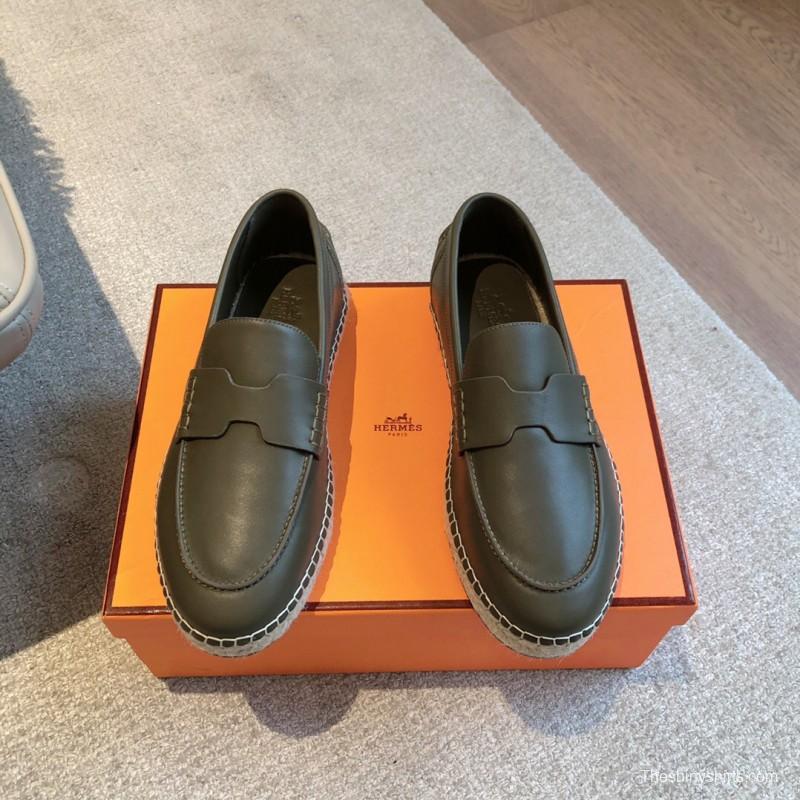 2025 Unisex Hermès Dark Green Calfskin Loafers AS00380