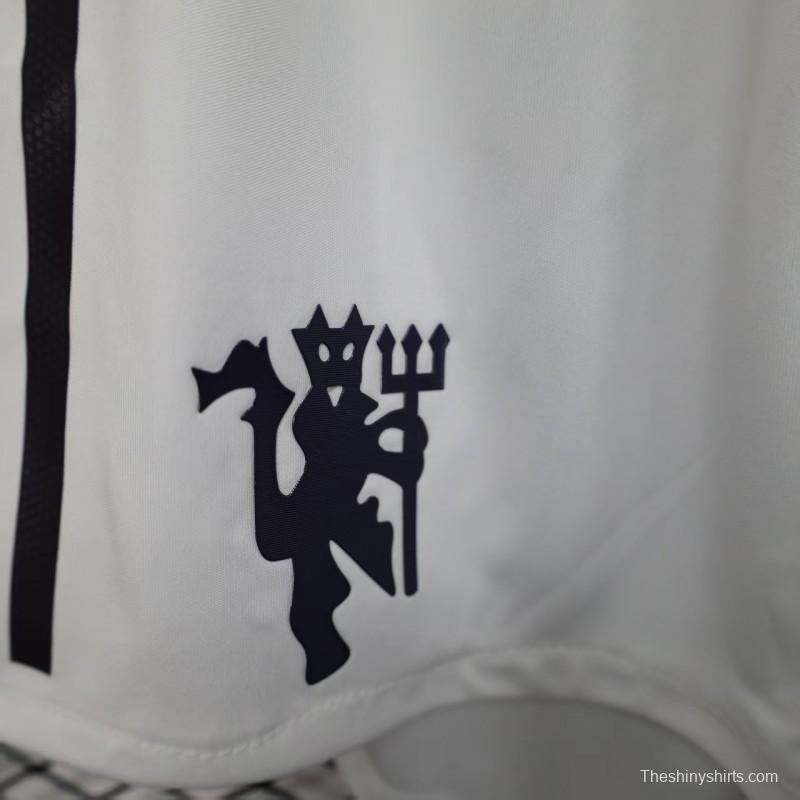 Player Version 25/26 Manchester United Home Shorts